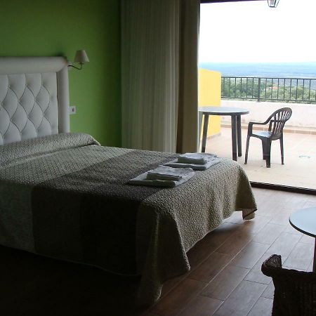 Apartamentos Rurales Manolo Casas del Monte Екстериор снимка