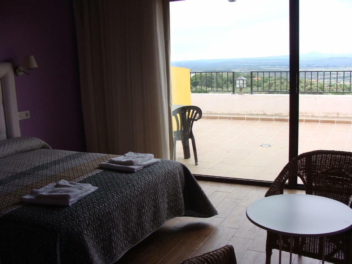 Apartamentos Rurales Manolo Casas del Monte Екстериор снимка